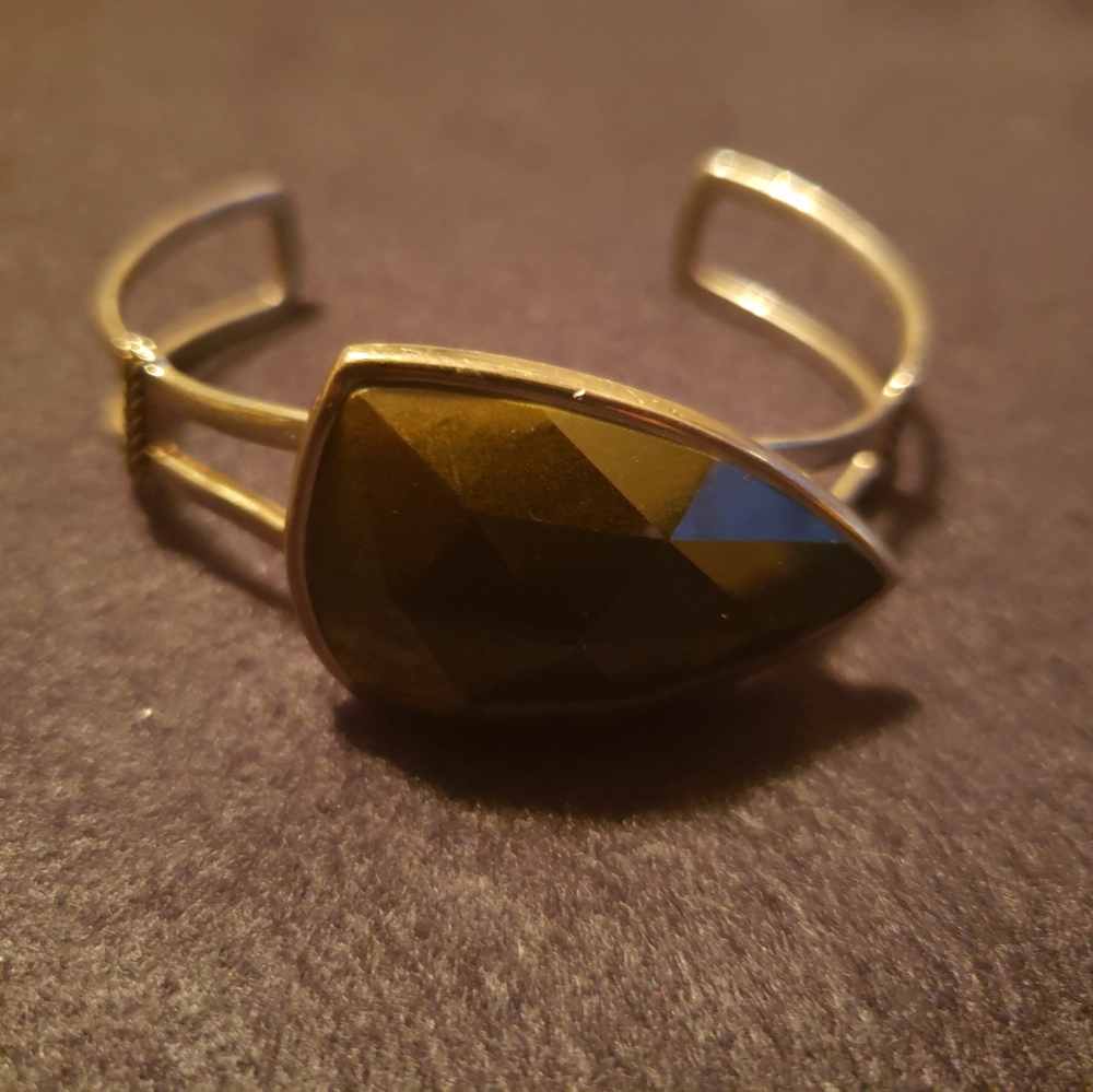 Jewelery - Picture 3 of 4
